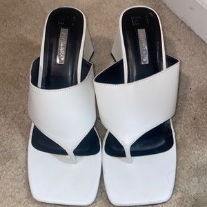 Chunky sandal heel